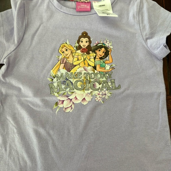 Girls Disney Tees 3T (2) - Picture 2 of 3